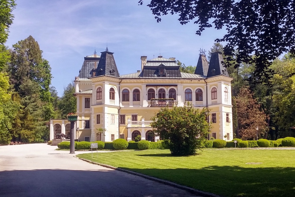 HouseImage